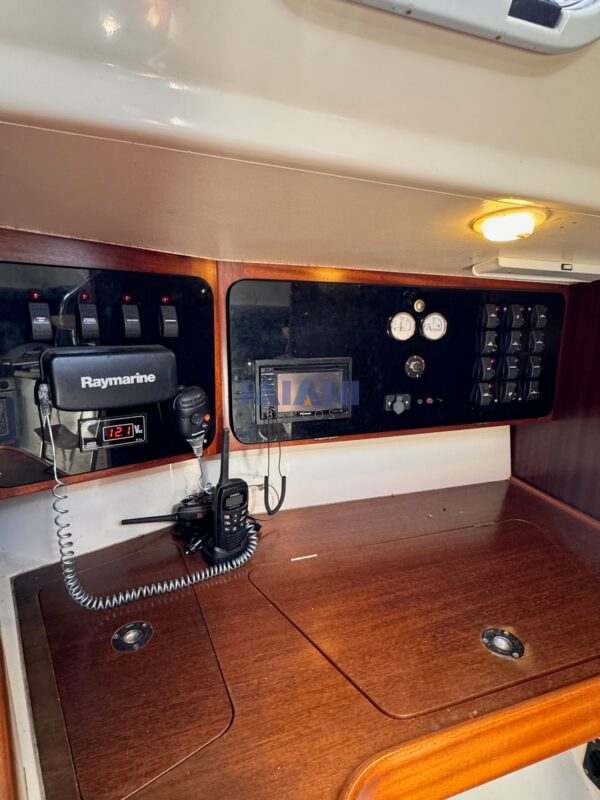 velero Bramador 34 con Yanmar 29hp. Muy equipado. en venta @mianibarcos