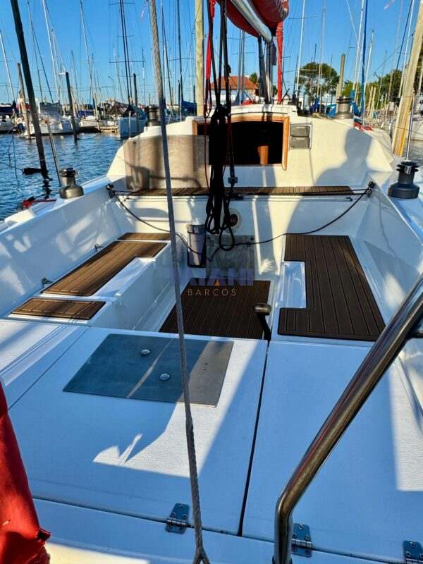 velero Albatros 950 con motor Honda 20hp 4T. en venta @mianibarcos