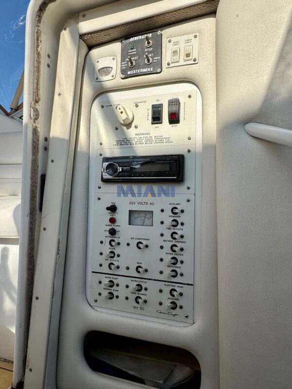 crucero Chris Craft 34 con 2 Volvo 230hp en venta @mianibarcos