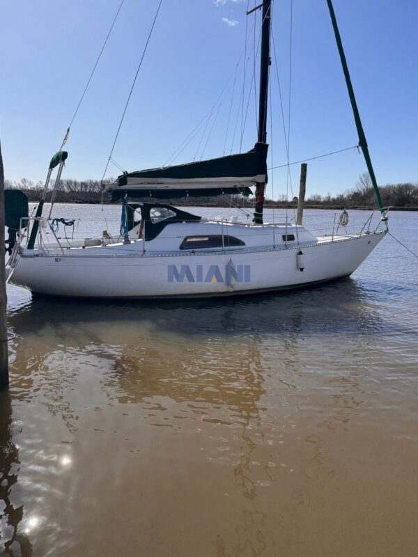velero Plenamar 30 con motor Yanmar 15hp diesel. en venta @mianibarcos
