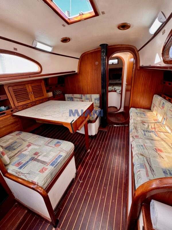 velero Plenamar 30 con motor Yanmar 15hp diesel. en venta @mianibarcos