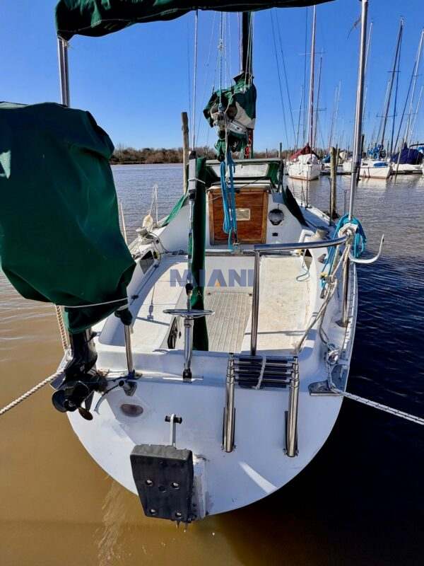 velero Plenamar 30 con motor Yanmar 15hp diesel. en venta @mianibarcos