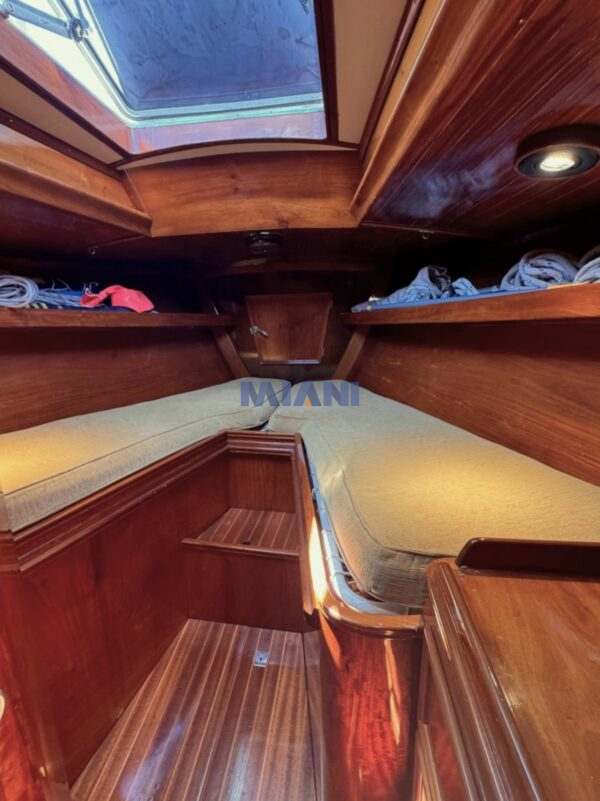 velero F&C 44, construido y diseñado por German Frers. en venta @mianibarcos