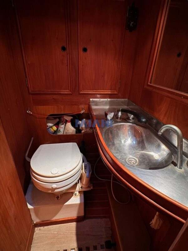 velero F&C 44, construido y diseñado por German Frers. en venta @mianibarcos