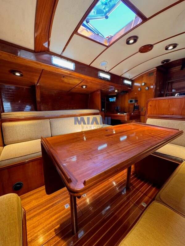 velero F&C 44, construido y diseñado por German Frers. en venta @mianibarcos
