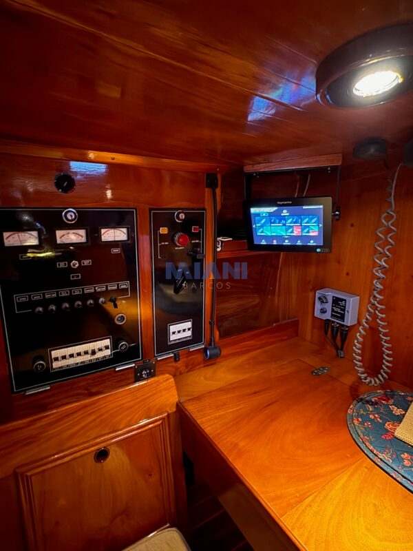 velero F&C 44, construido y diseñado por German Frers. en venta @mianibarcos