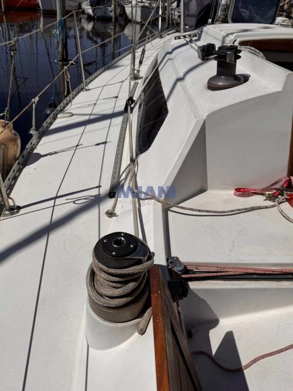 velero Sailor 875 diseño Frers, motor Vetus 16hp diesel. en venta @mianibarcos