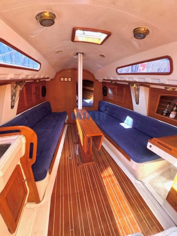 velero Sailor 875 diseño Frers, motor Vetus 16hp diesel. en venta @mianibarcos