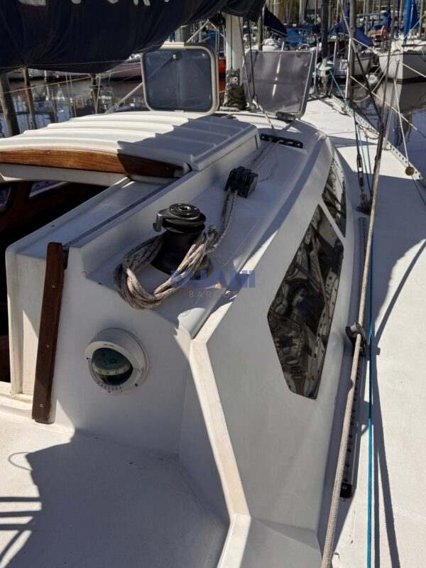 velero Sailor 875 diseño Frers, motor Vetus 16hp diesel. en venta @mianibarcos
