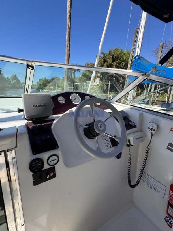 crucero Custon Special año 2011 con Volvo 5.0 V8 270hp. aire acondicionado y calefaccion. service 2025. en venta @mianibarcos