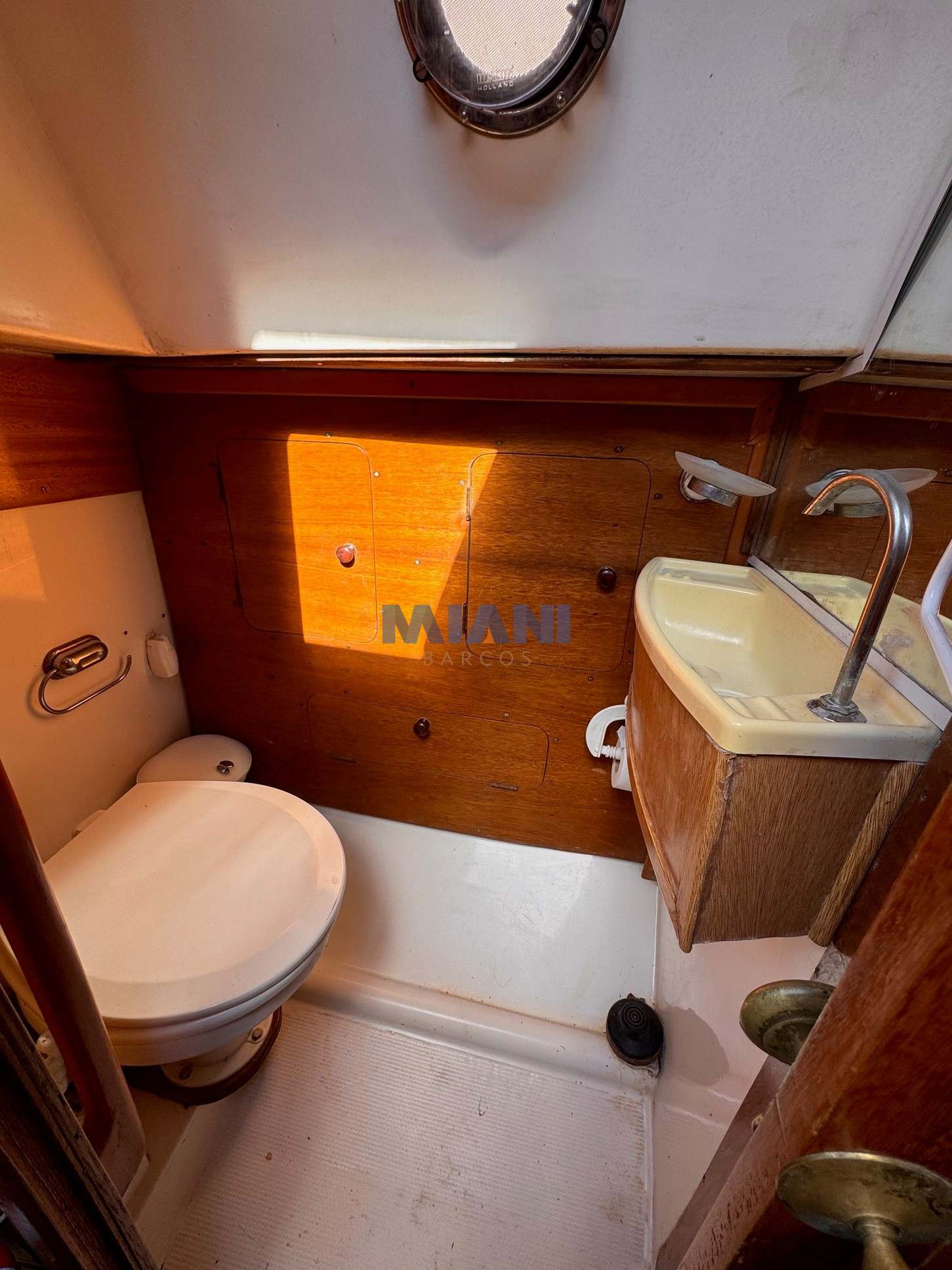 Plenamar 260 velero plenamar 260 con orza, motor Suzuki 15hp 4T. EN VENTA @mianibarcos