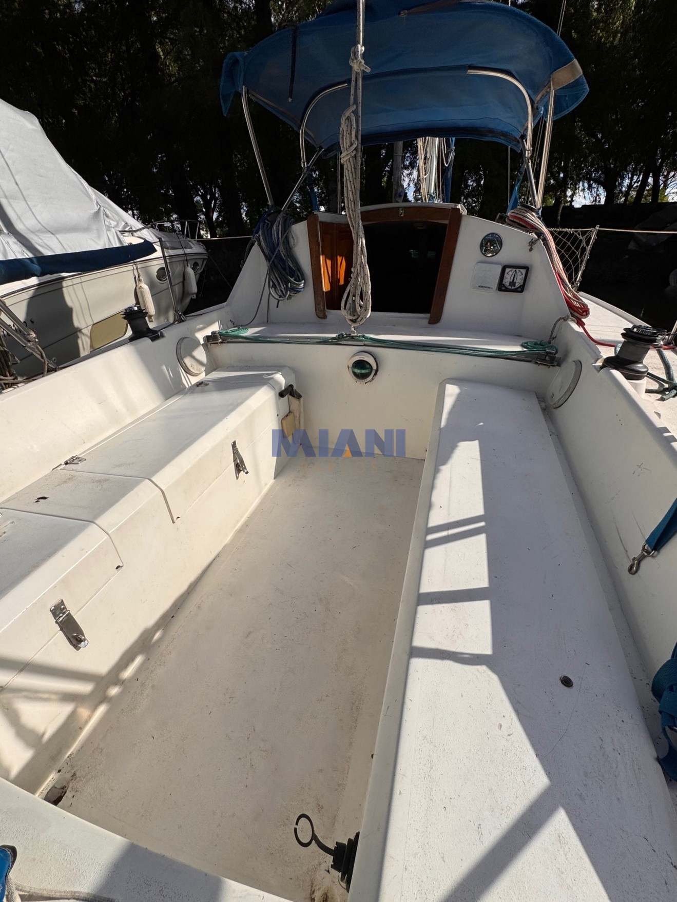 Plenamar 260 velero plenamar 260 con orza, motor Suzuki 15hp 4T. EN VENTA @mianibarcos