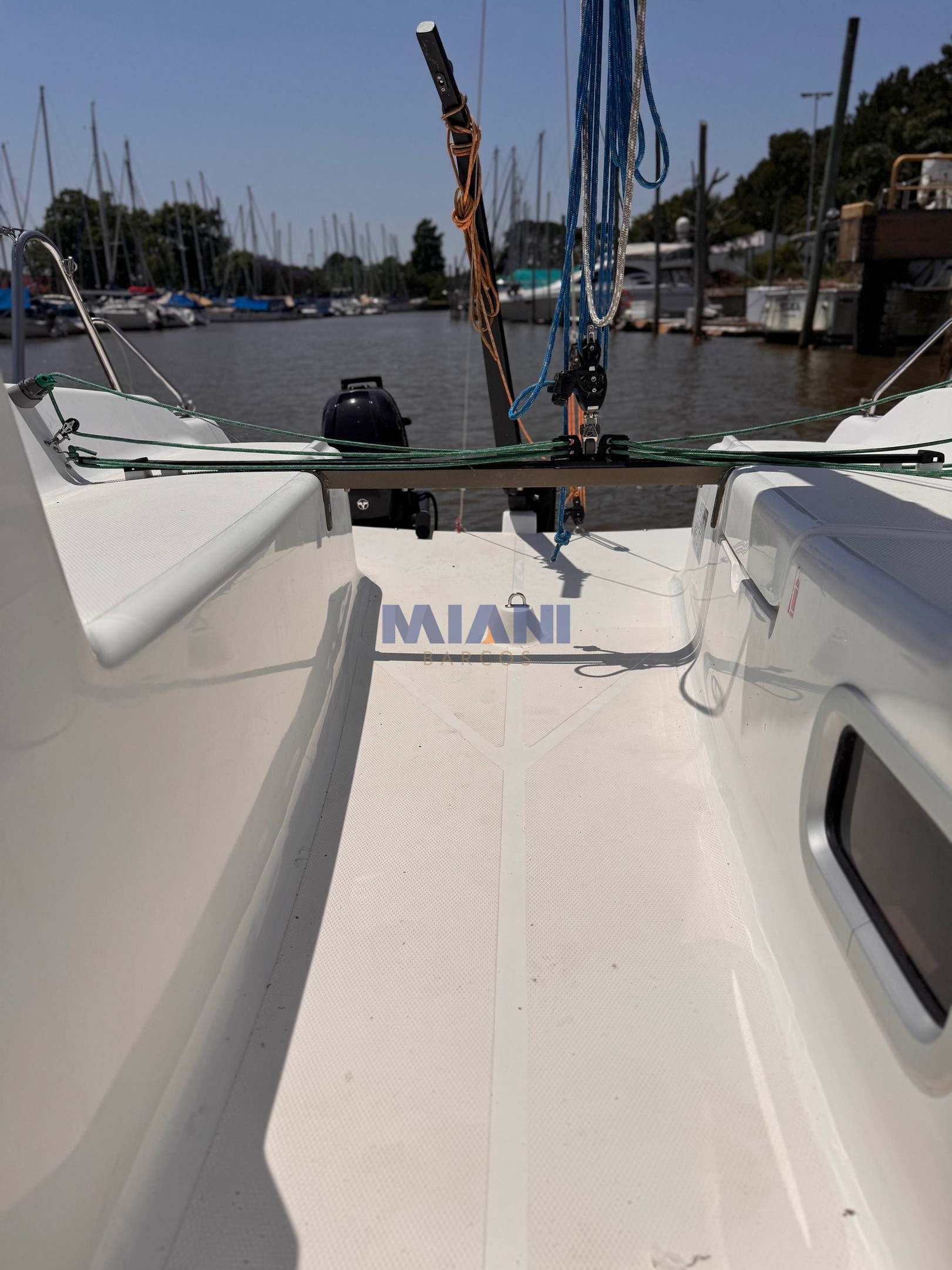 Mastracchio 24.5 velero Mastracchio 245 año 2022 con quilla izable. Timon y caña de carbono, velas North Sails. en venta @mianibarcos