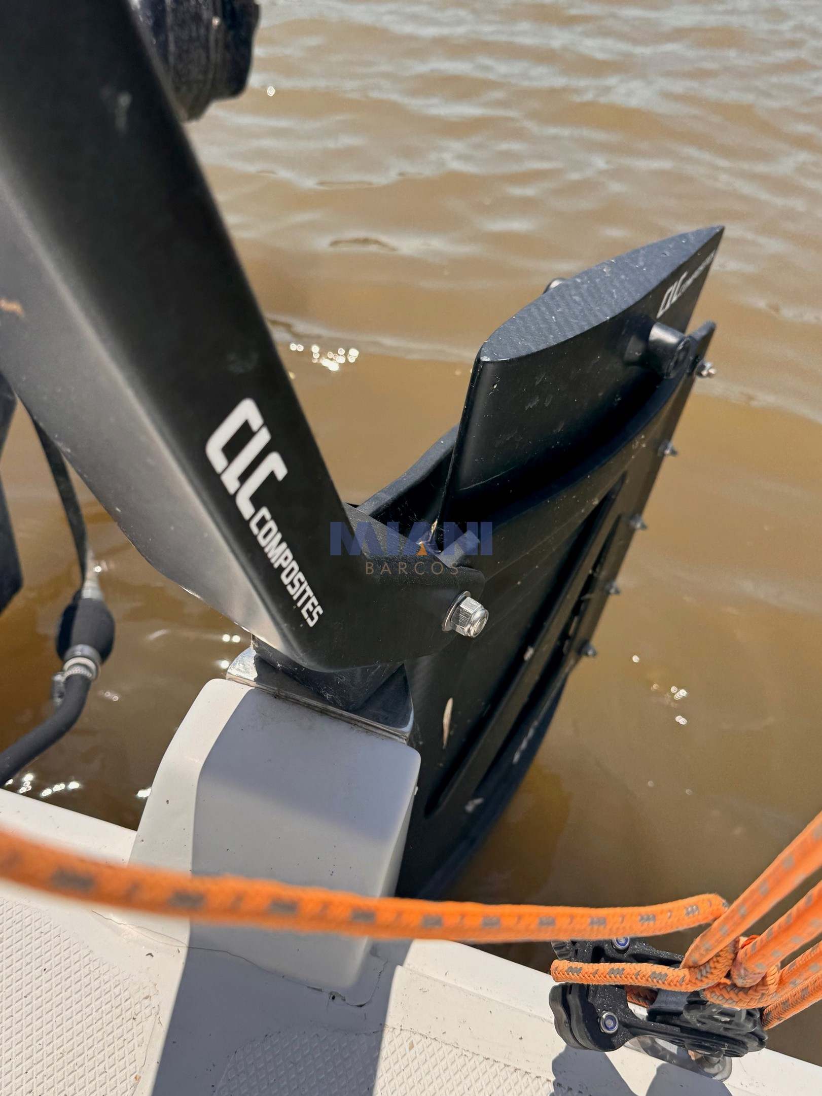 Mastracchio 24.5 velero Mastracchio 245 año 2022 con quilla izable. Timon y caña de carbono, velas North Sails. en venta @mianibarcos