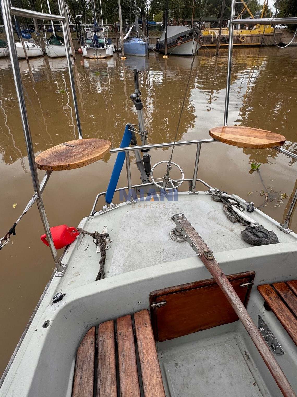 Bries serie 2 velero Bries serie 2. arco radar en popa con paneles solares. plataforma para balsa salvavidas. amarra en san fernando. en venta @mianibarcos