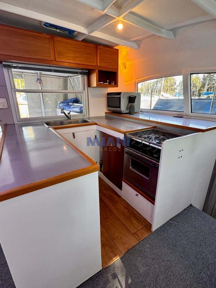 Catamaran Conte 46 Catamaran Conte 46, amarra en San Fernando. en venta @mianibarcos. cocina