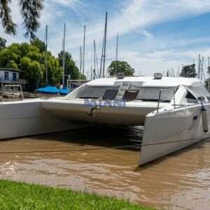 Catamaran Conte 46, amarra en San Fernando. en venta @mianibarcos. vista exterior de proa