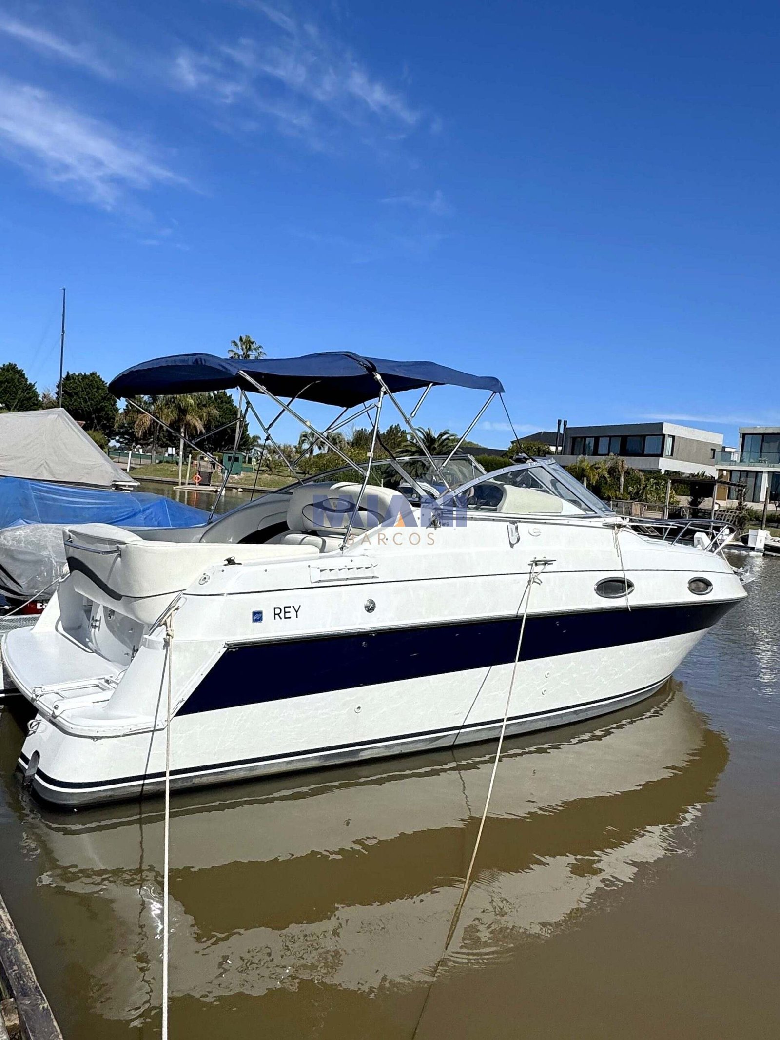 Four Winns 258 Vista Four Winns 258 Vista (1998), motor Volvo 170hp td. Renovado en 2023, amarra en tigre. en venta en @mianibarcos. vista exterior