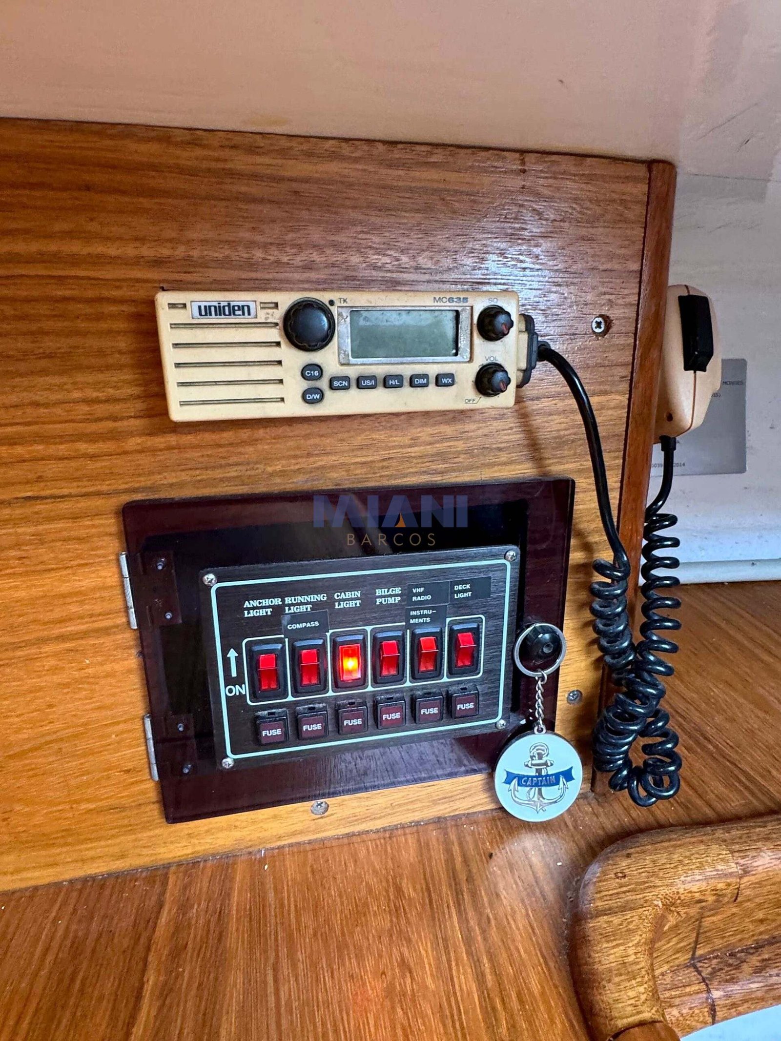 Resch 32 velero Resch 32, kit del 2014, botado en 2024. motor Bukh. amarra en Olivos. en venta @mianibarcos. vhf. tablero electrico.