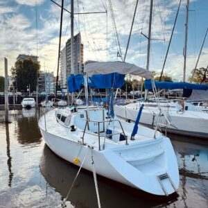 velero Resch 32, kit del 2014, botado en 2024. motor Bukh. amarra en Olivos. en venta @mianibarcos